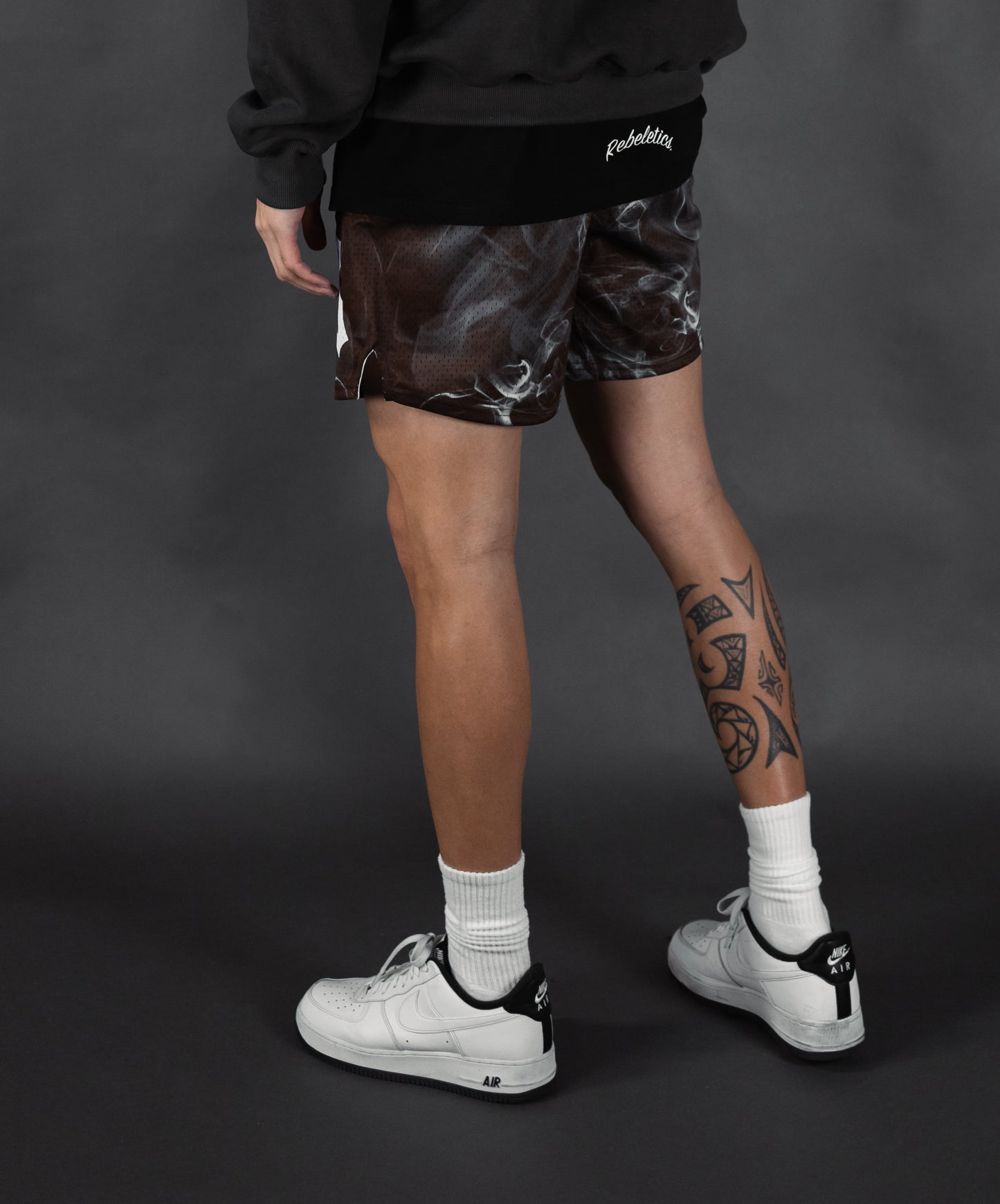 REBELETICS SMOKE MESH SHORTS - BROWN